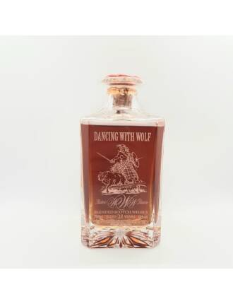 Dancing with Wolf (21 Jahre) Crystal Decanter