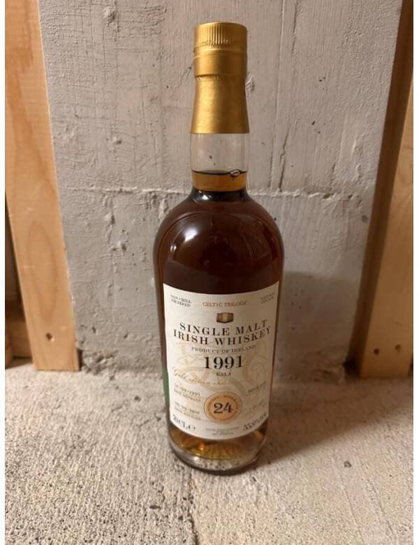 TWCC Eala 24Y Irish Single Malt Whiskey
