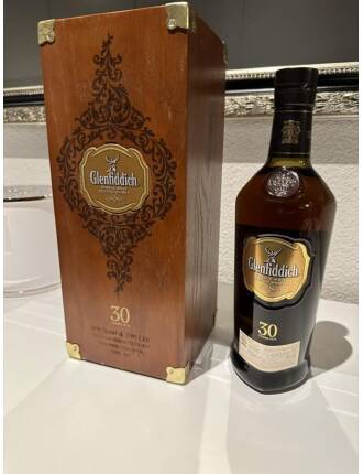 Glenfiddich 30 Jahre in Holzkiste