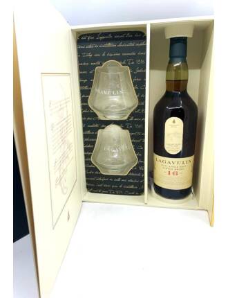 Lagavulin 16 Years - Geschenkpackung mit 2 Gläsern