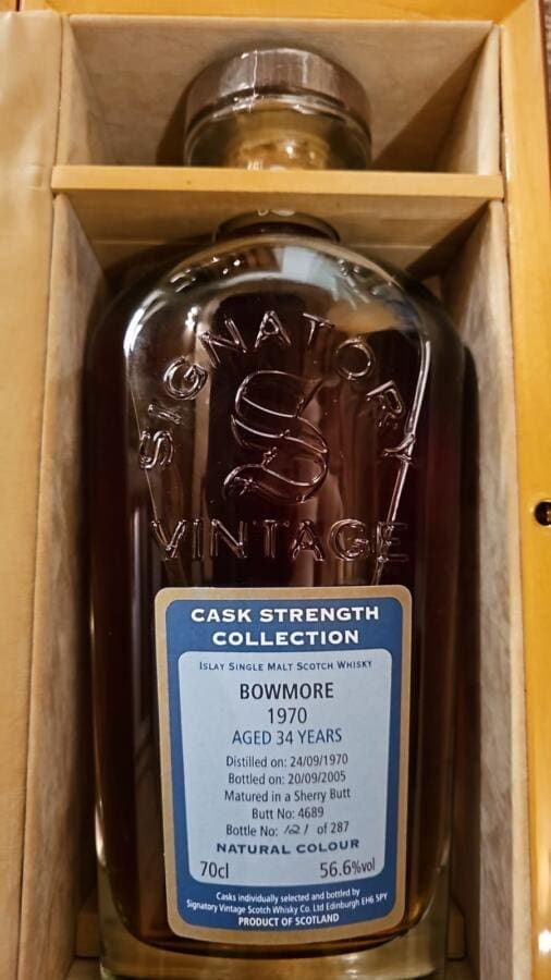 Bowmore 1970 (34yo) Cask Strenght Collection - Signatory Vintage