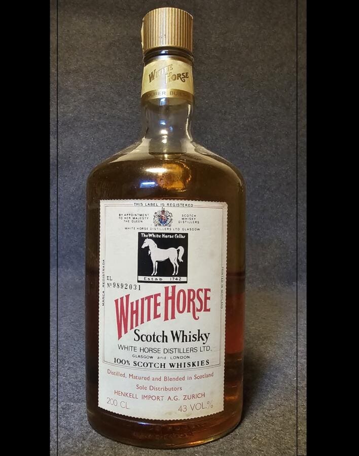 The White Horse (2 Liter Henkell Import)