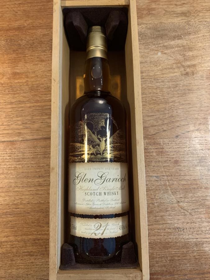 Glen Garioch (21 Jahre) Alte Abfüllung in Holzbox