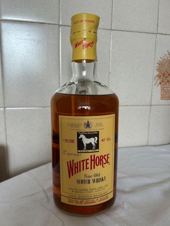 White Horse Fine Old Scotch Whisky 1.75 L Griff