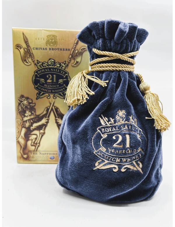 Royal Salute 21 Years – The Sapphire Flacon – Bild 3