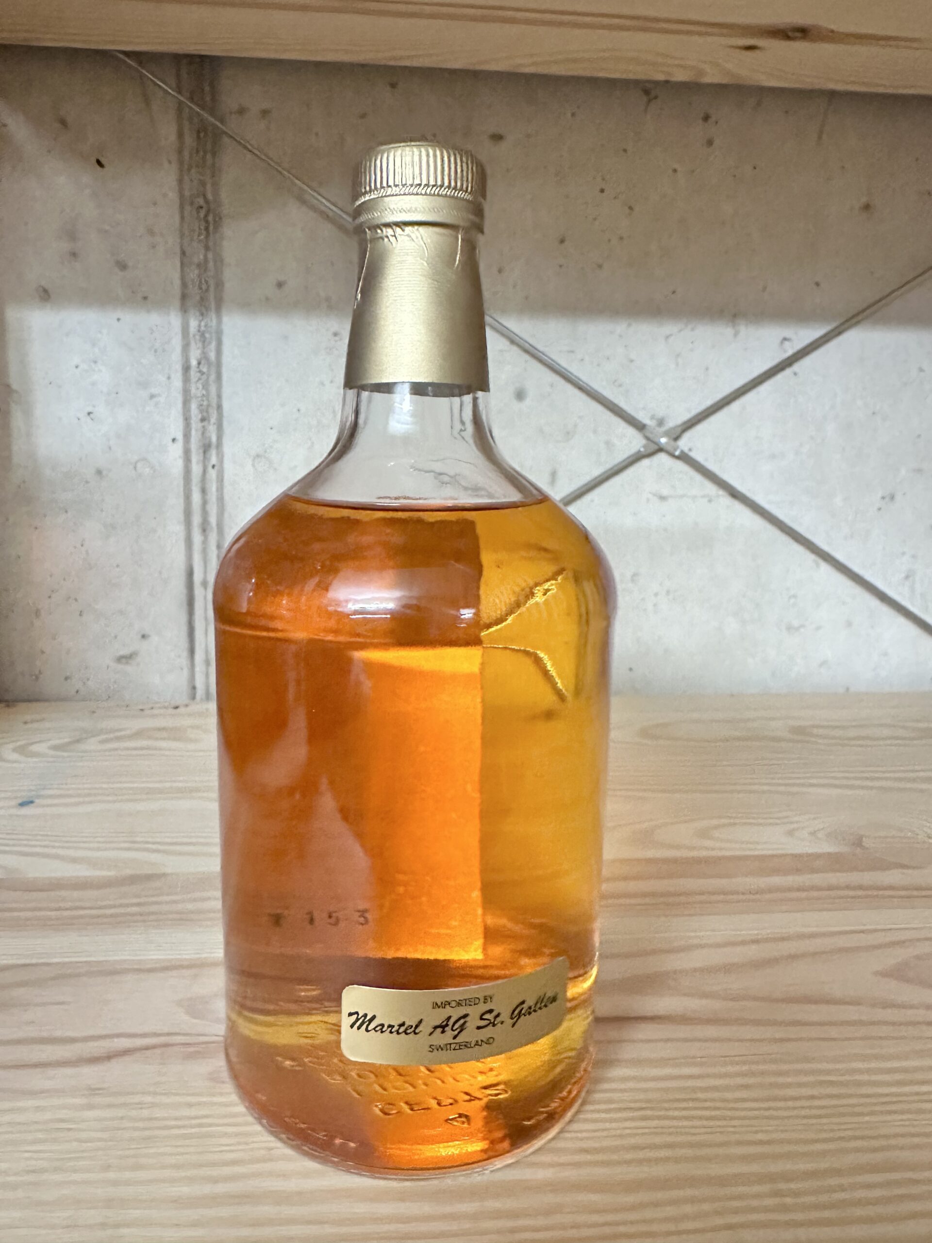 Laphroaig 1966 Signatory Vintage